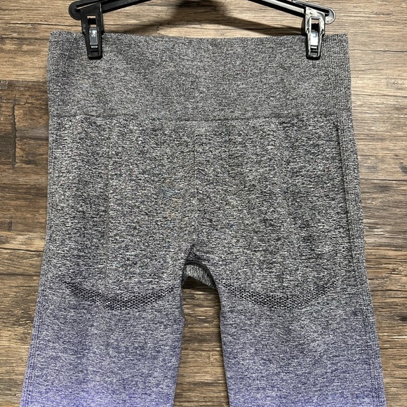 Gymshark Gray Purple Ombre Workout Leggings Pants - Picture 3 of 7